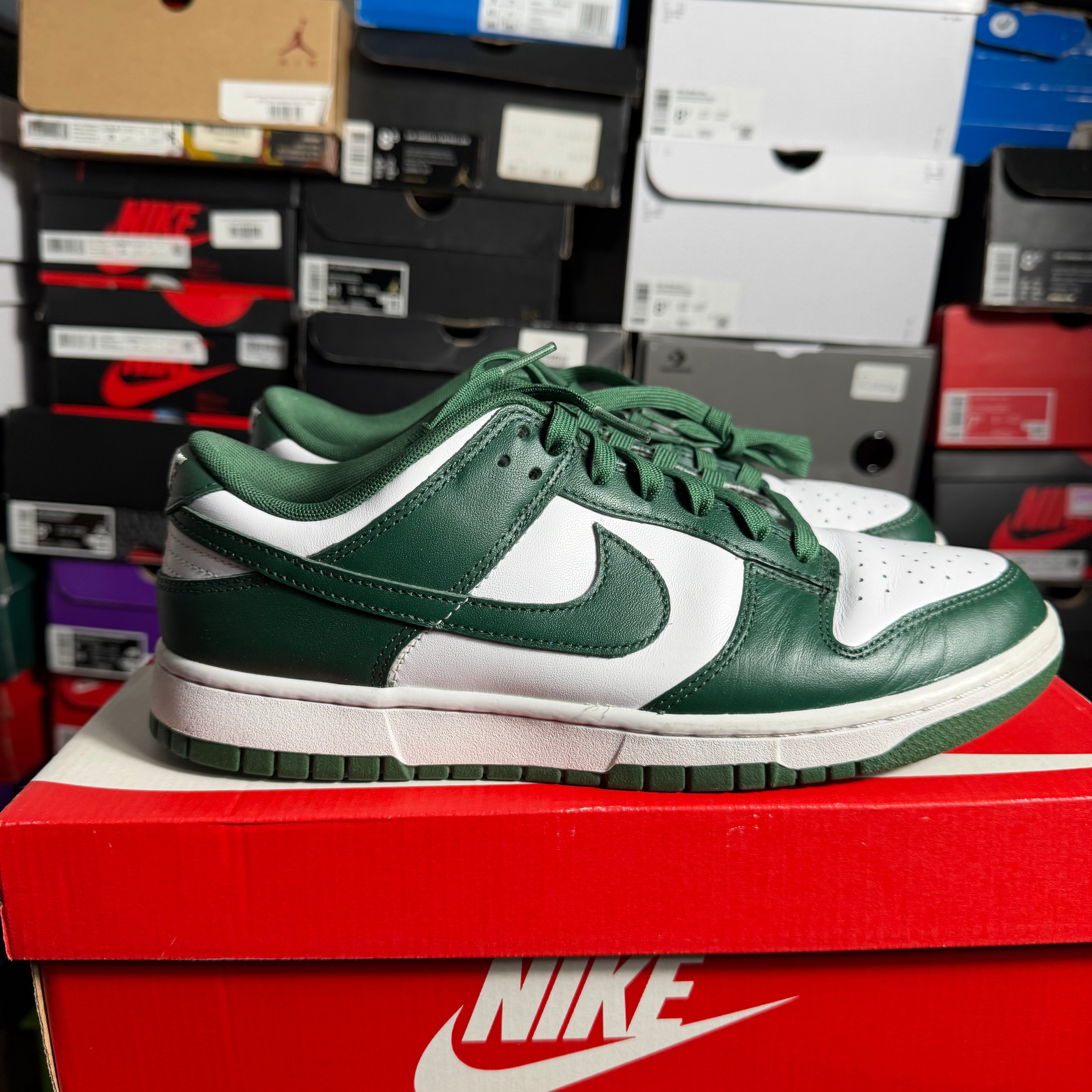 Nike Dunk Low Michigan State (Preowned)