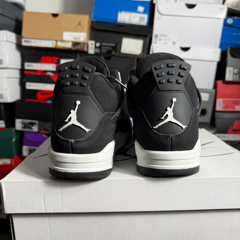 Jordan 4 Retro White Thunder (Preowned)