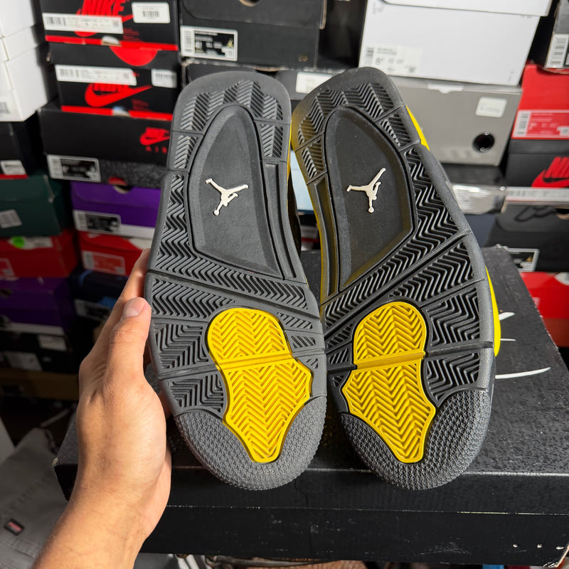 Jordan 4 Retro Thunder (2023) (Preowned)