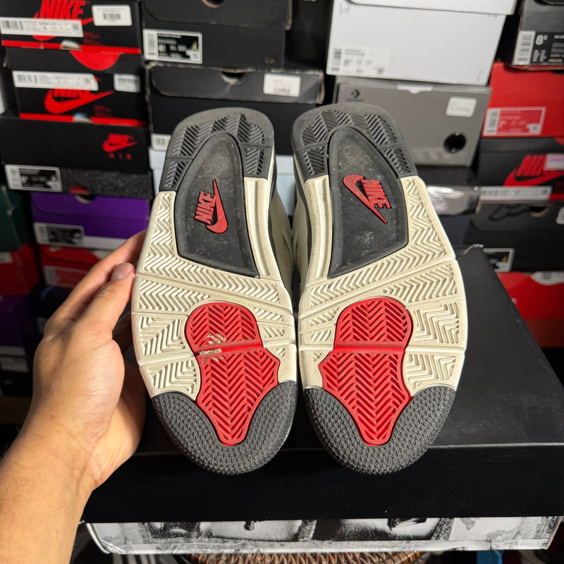 Jordan 4 Retro OG Flight Club (Preowned)