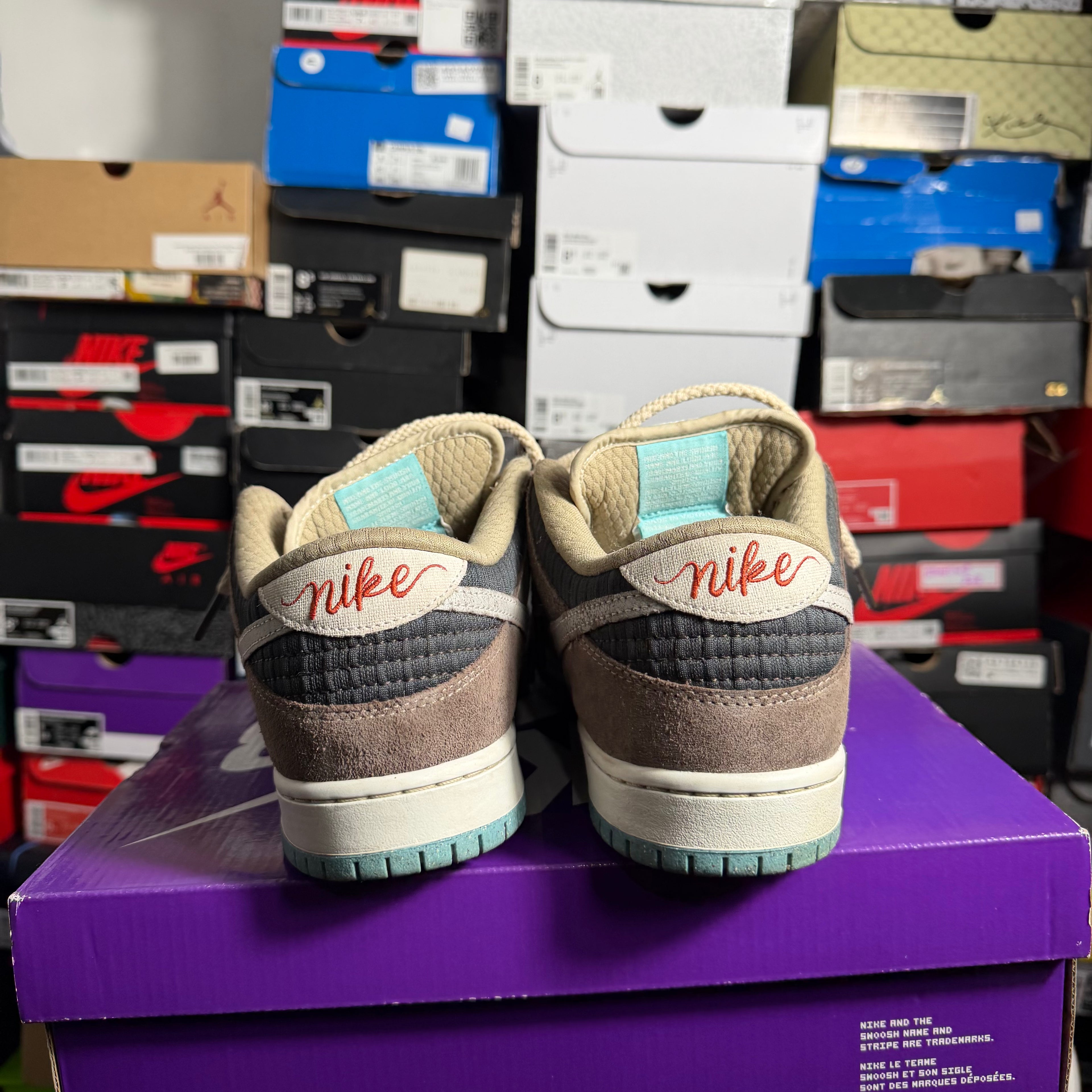Nike SB Dunk Low Big Money Savings (Preowned)