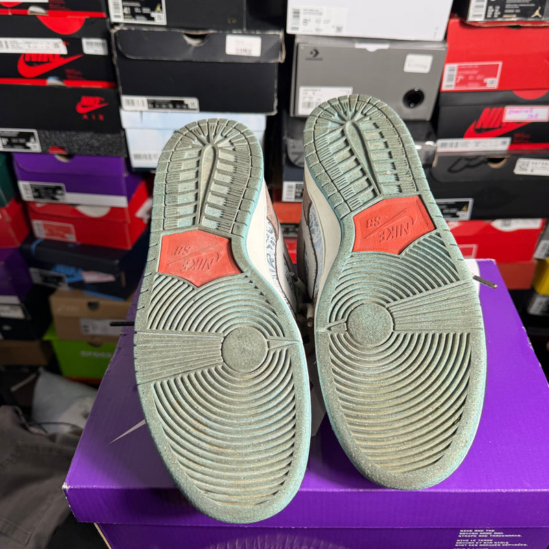 Nike SB Dunk Low Big Money Savings (Preowned)