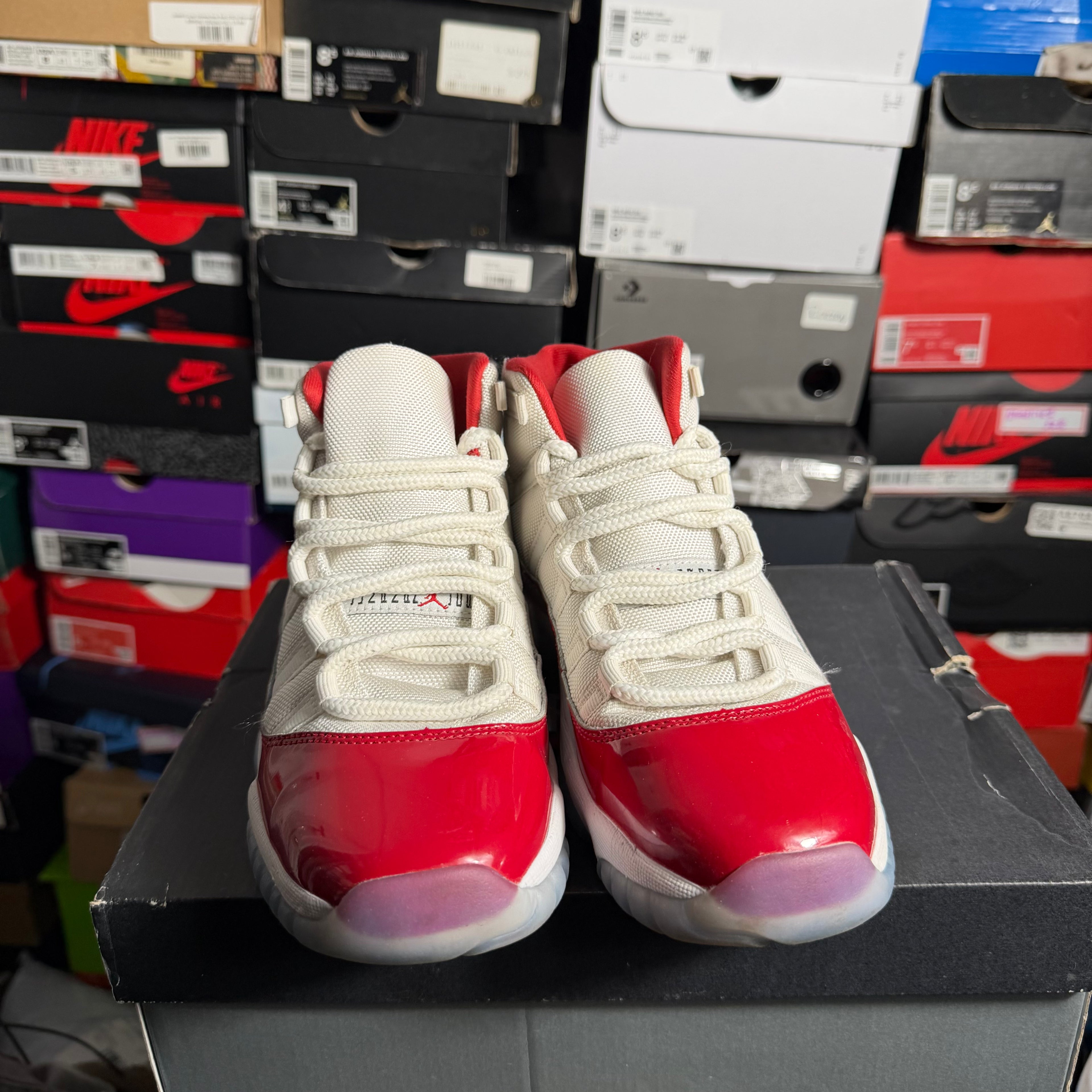 Jordan 11 Retro Cherry (2022) (GS) (Preowned)