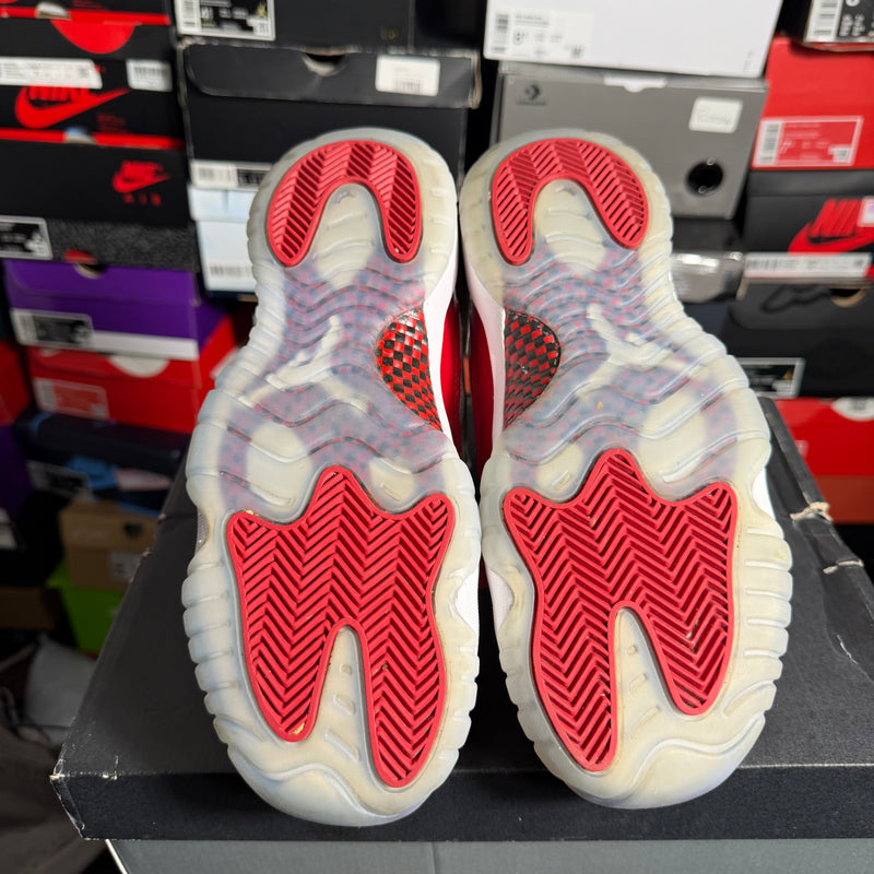 Jordan 11 Retro Cherry (2022) (GS) (Preowned)