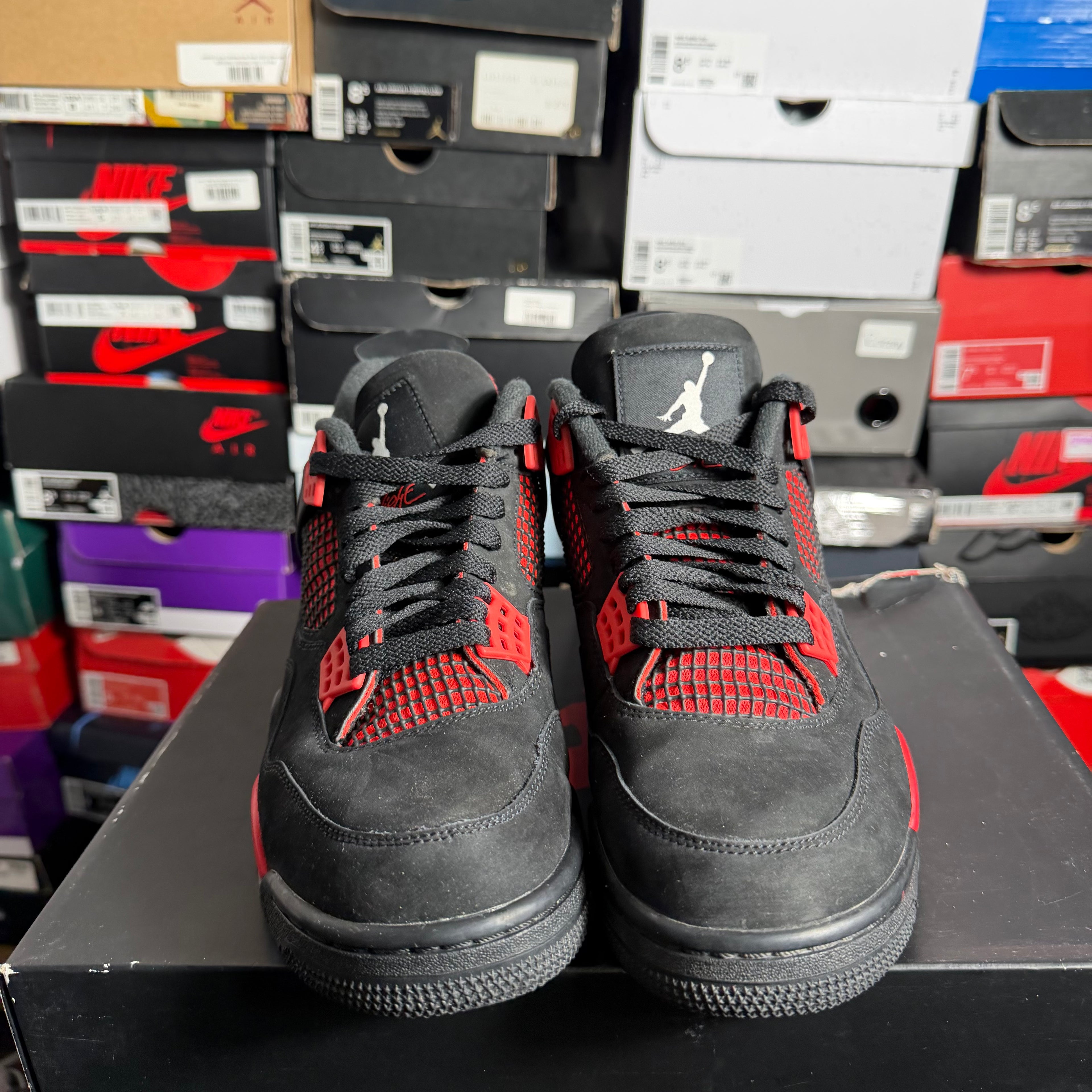 Jordan 4 Retro Red Thunder (Preowned)