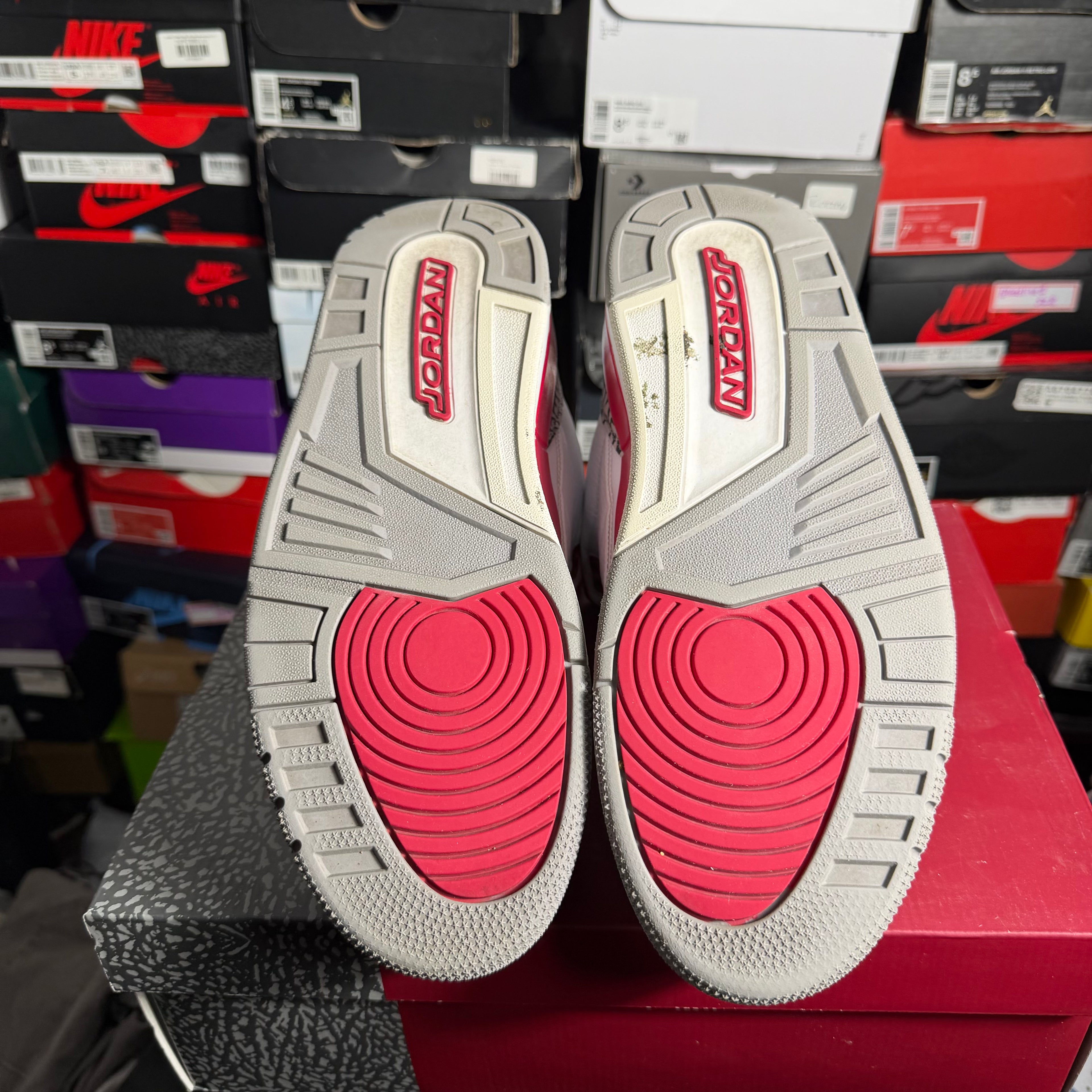 Jordan 3 Retro Cardinal Red (Preowned)