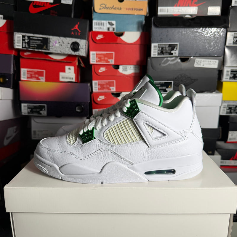 Jordan 4 Retro Metallic Green (Preowned)