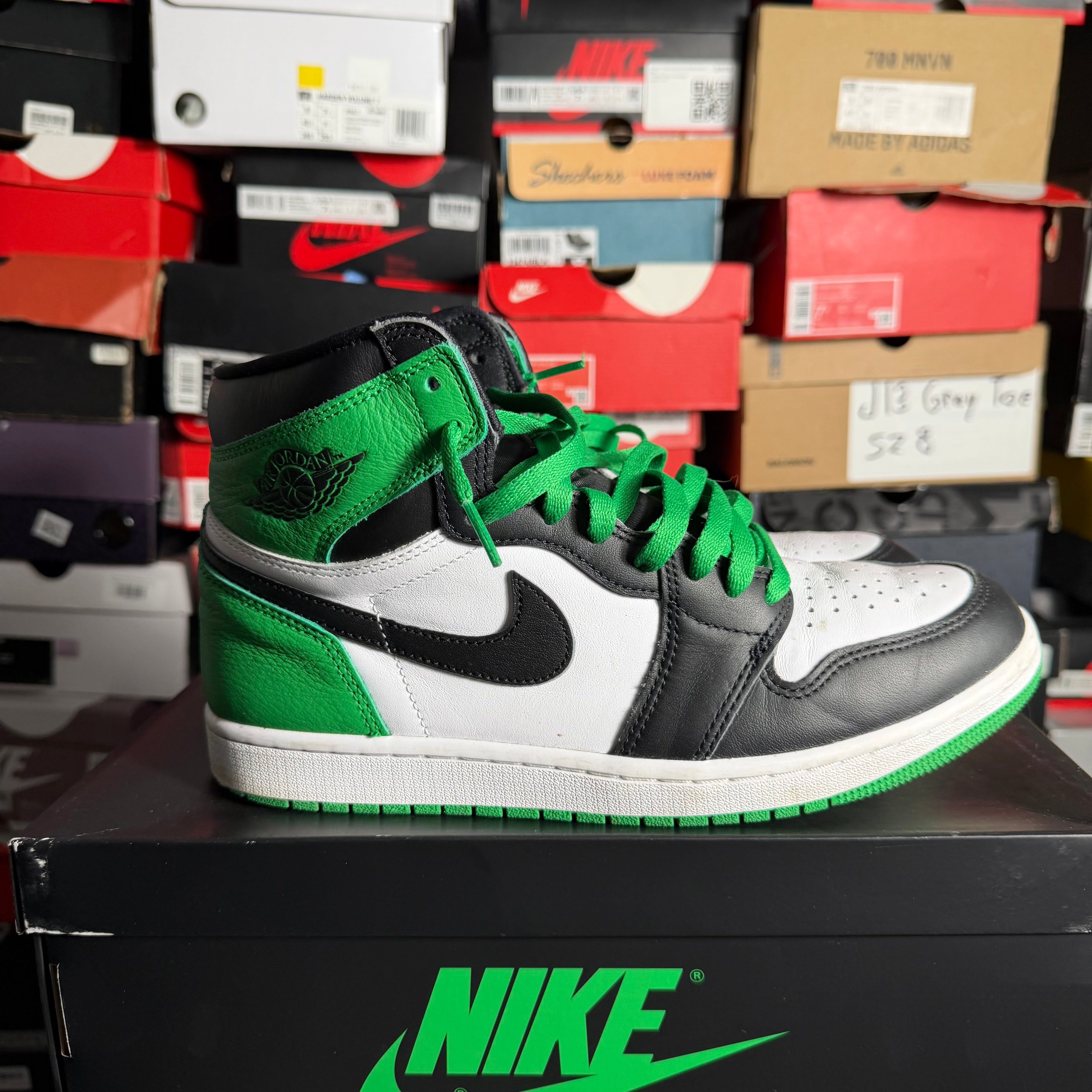 Jordan 1 Retro High OG Lucky Green (Preowned)