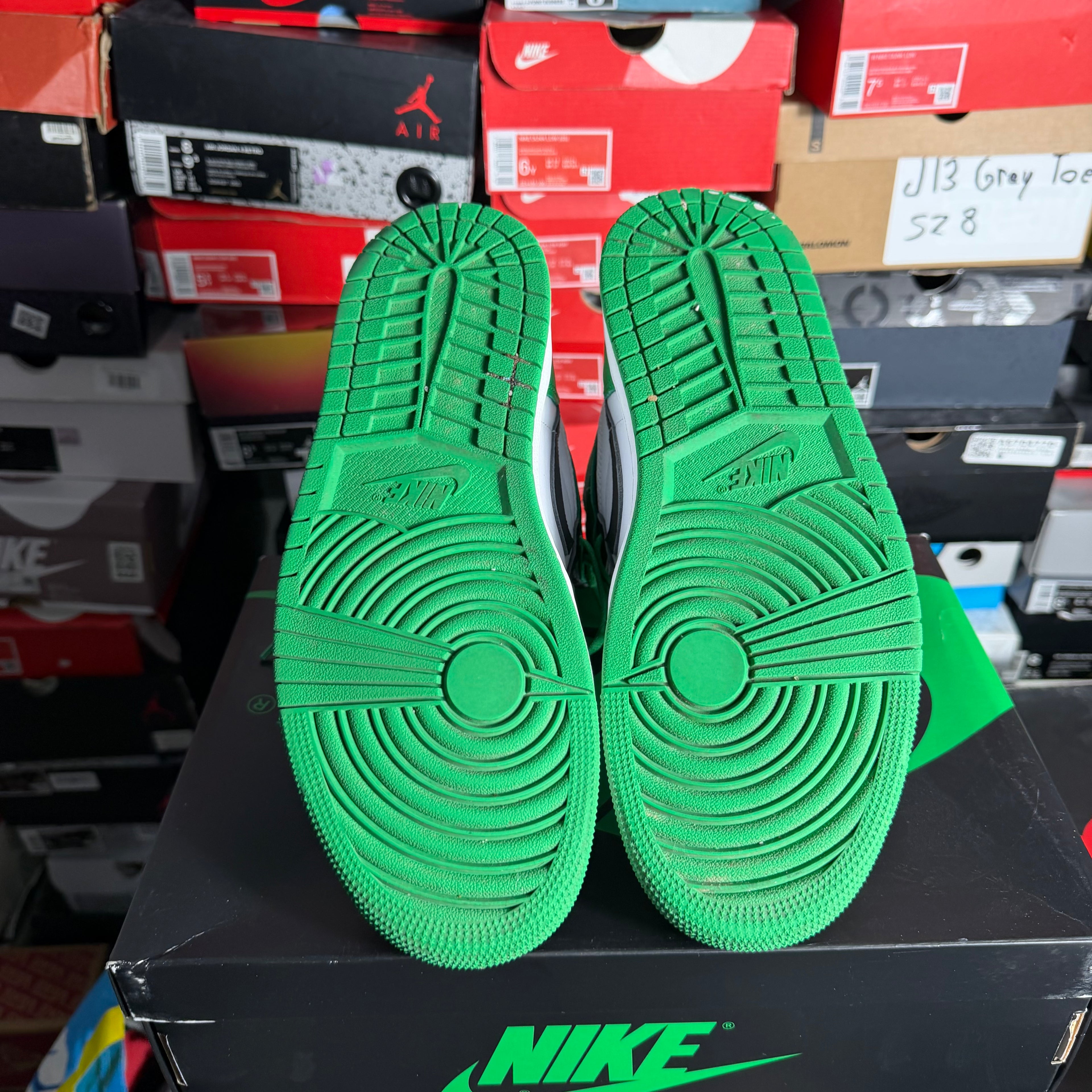 Jordan 1 Retro High OG Lucky Green (Preowned)