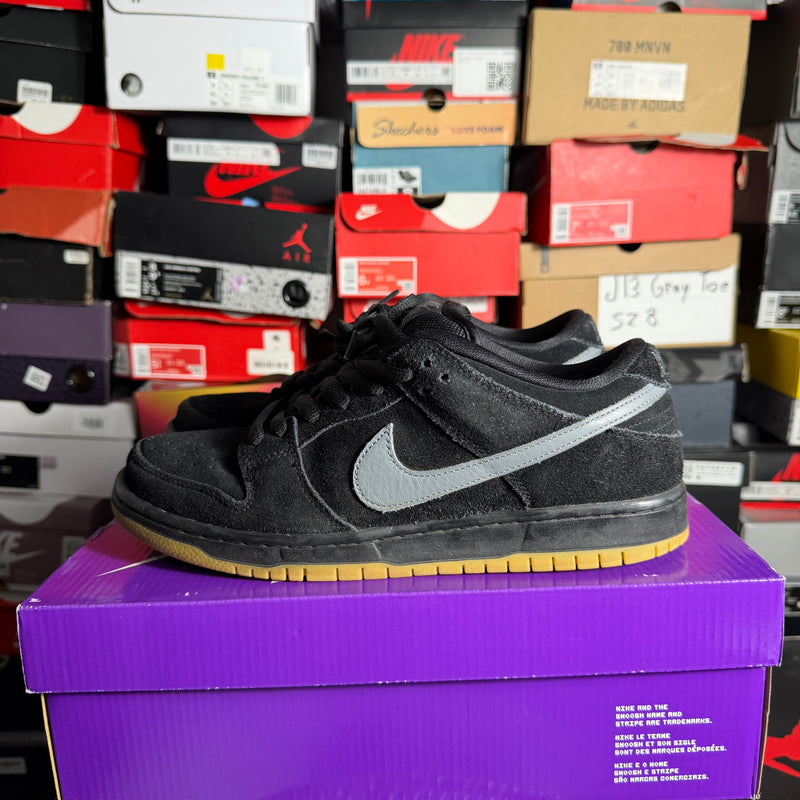 Nike SB Dunk Low IW Black Gum (Preowned)