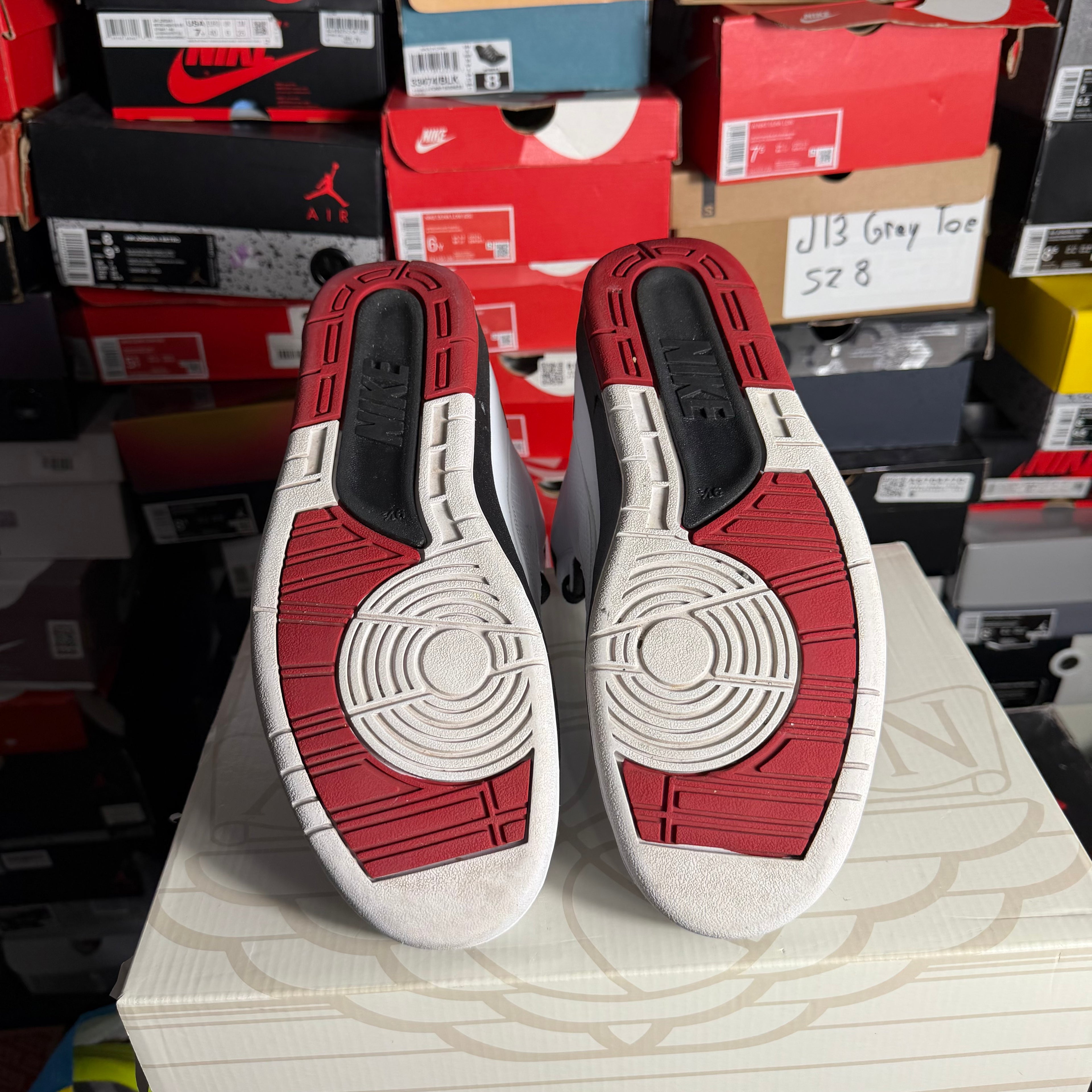 Jordan 2 Retro OG Chicago (Preowned)