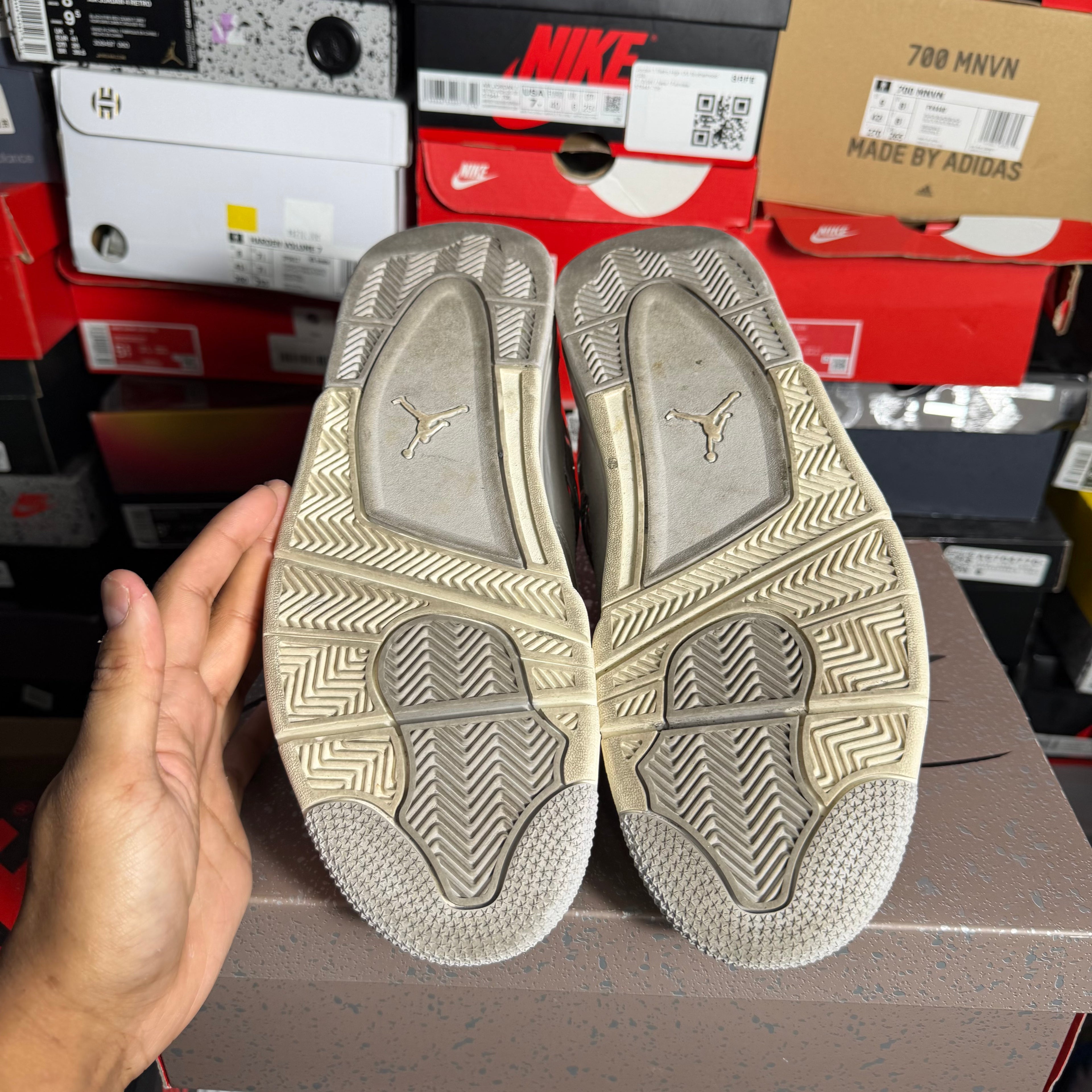 Jordan 4 Retro Frozen Moments (Preowned)