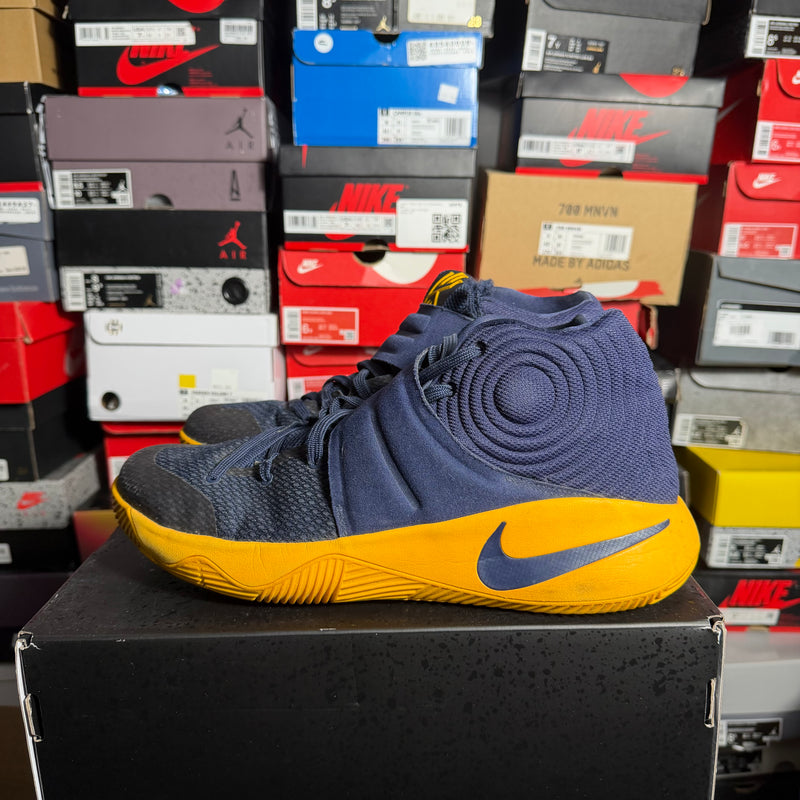 Nike Kyrie 2 Cavs (Preowned)