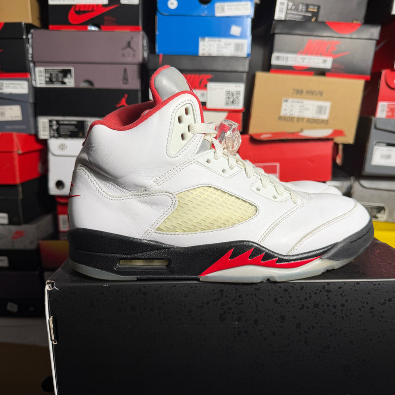 Jordan 5 Retro Fire Red Silver Tongue (2020) (Preowned)