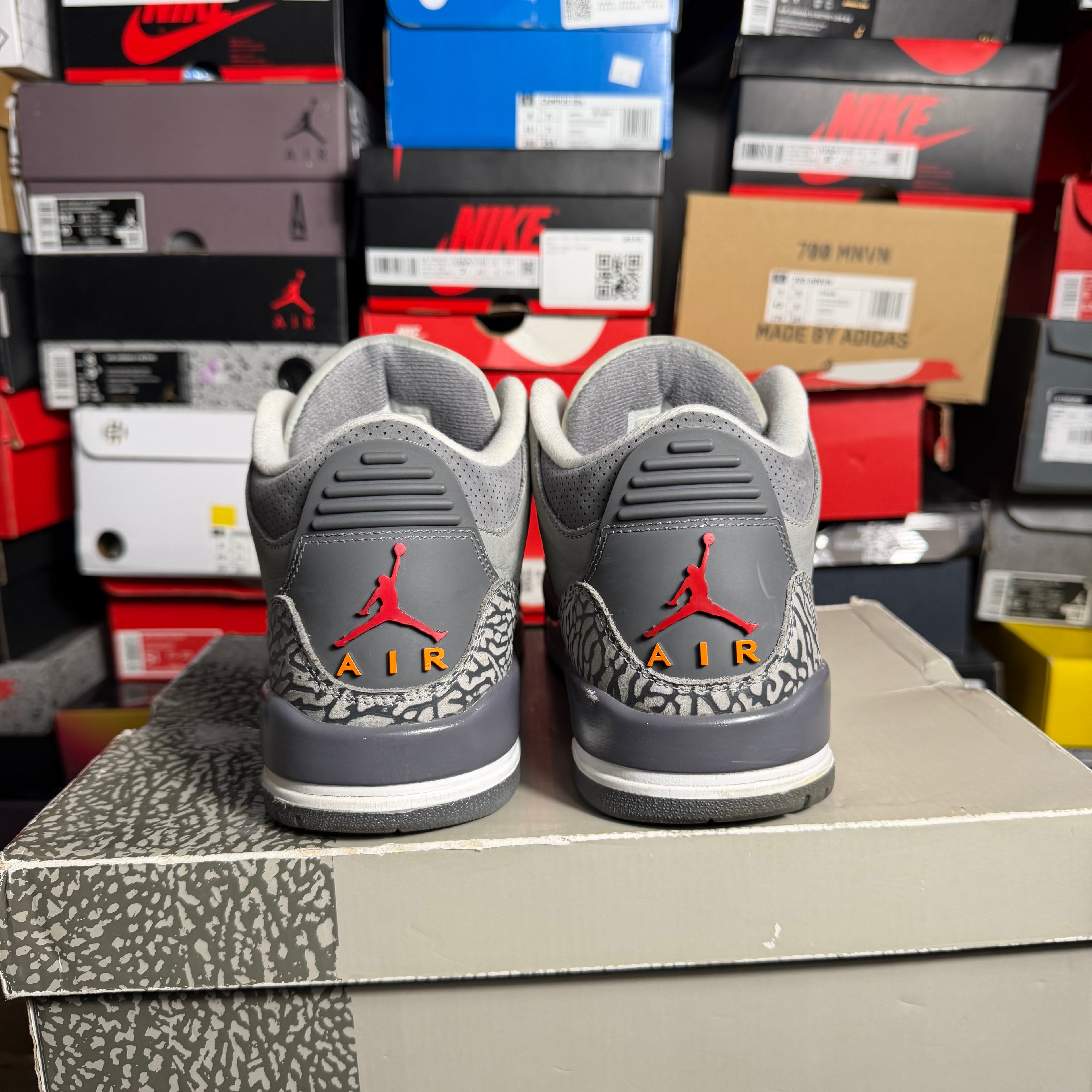 Jordan 3 Retro Cool Grey (Preowned)