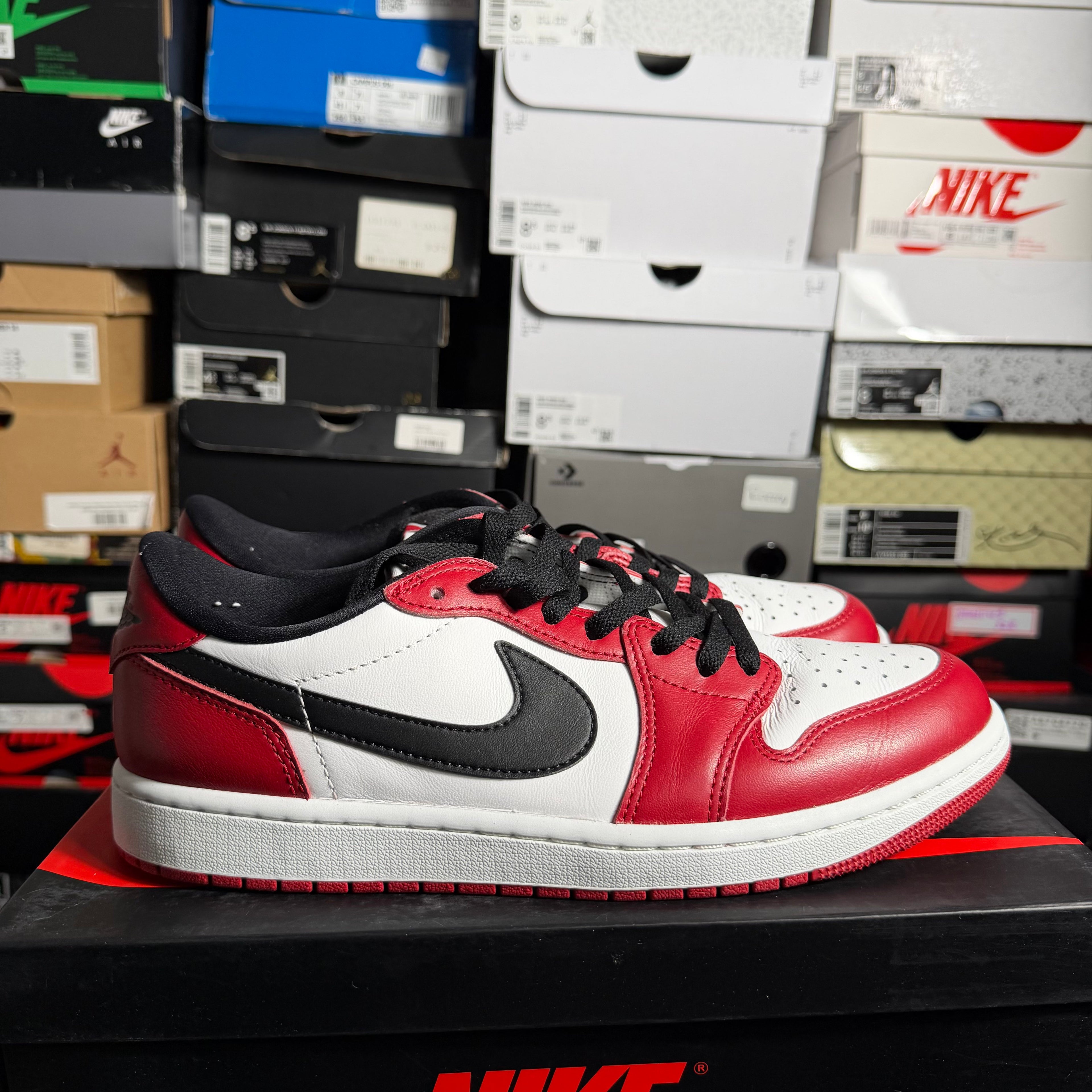 Jordan 1 Low Chicago 2025 - Size 10 Mens - Preowned OG All