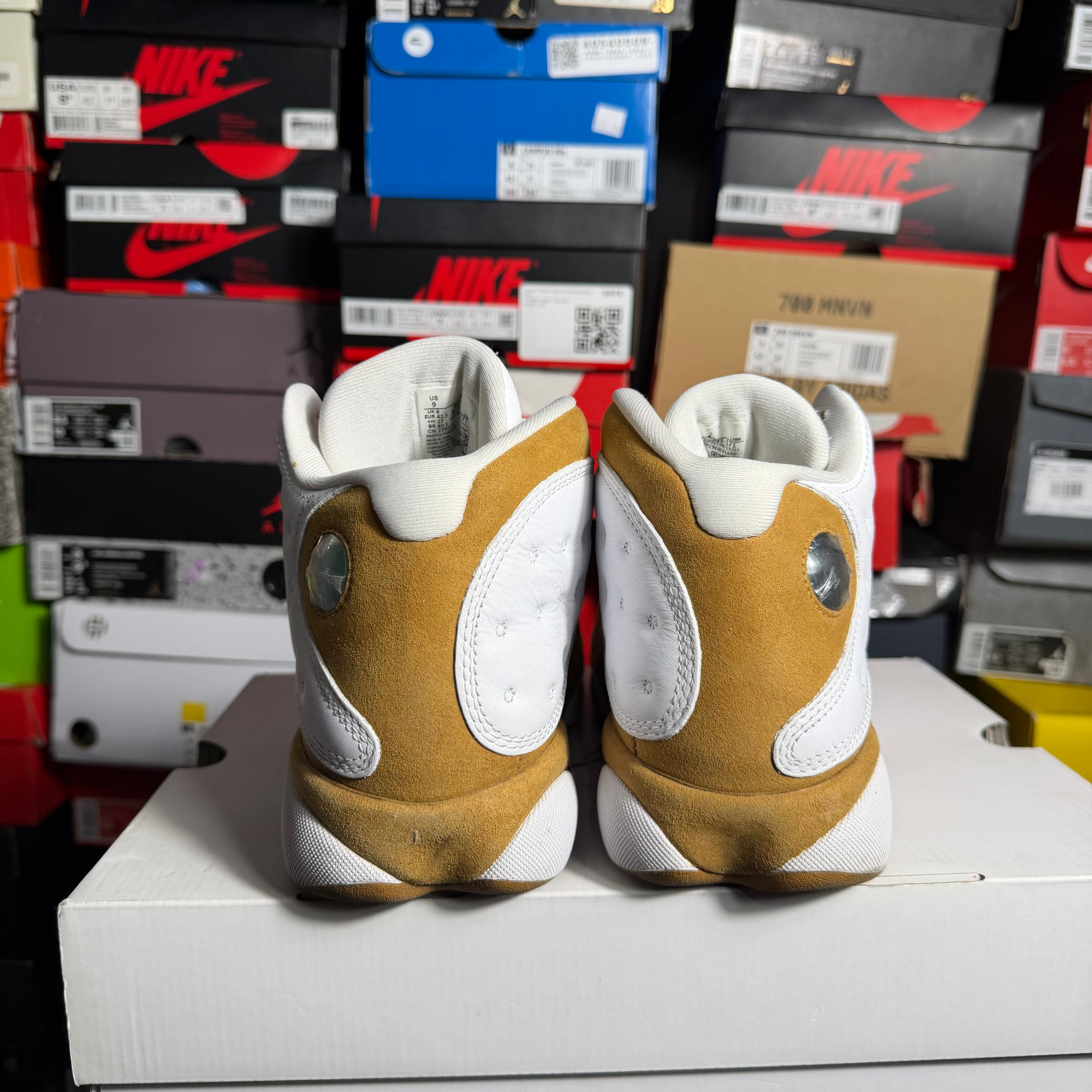 Jordan 13 Defining Moments (Preowned)