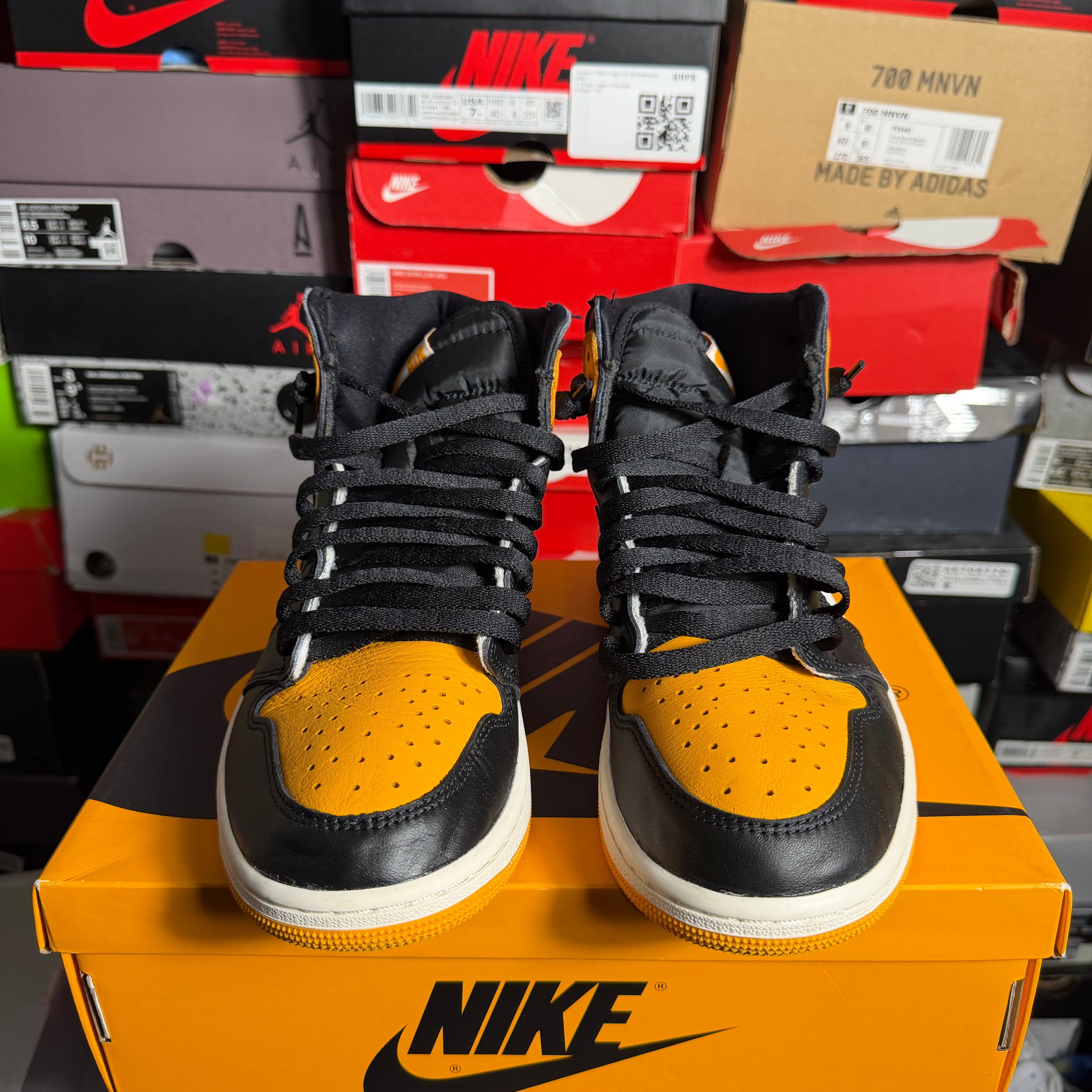 Jordan 1 Retro High OG Taxi (Preowned)