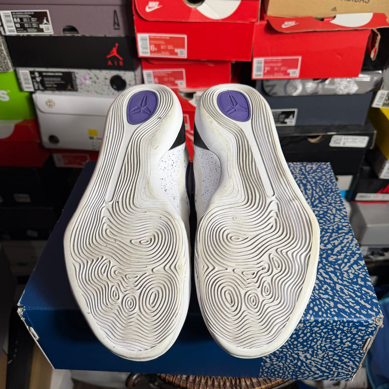 Nike Kobe 9 Elite Low EM Protro White Court Purple (Preowned)