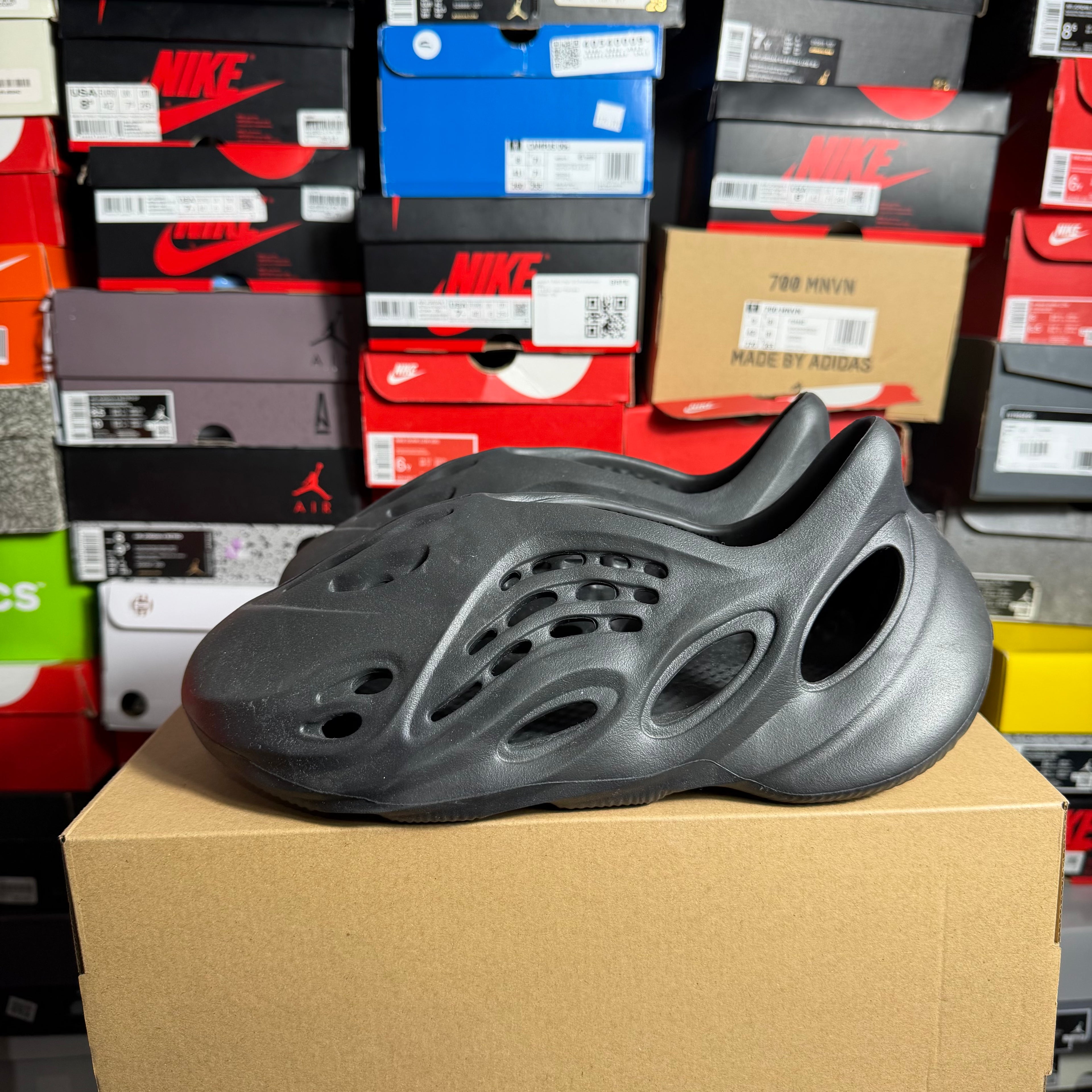 adidas Yeezy Foam RNR Onyx (Preowned)