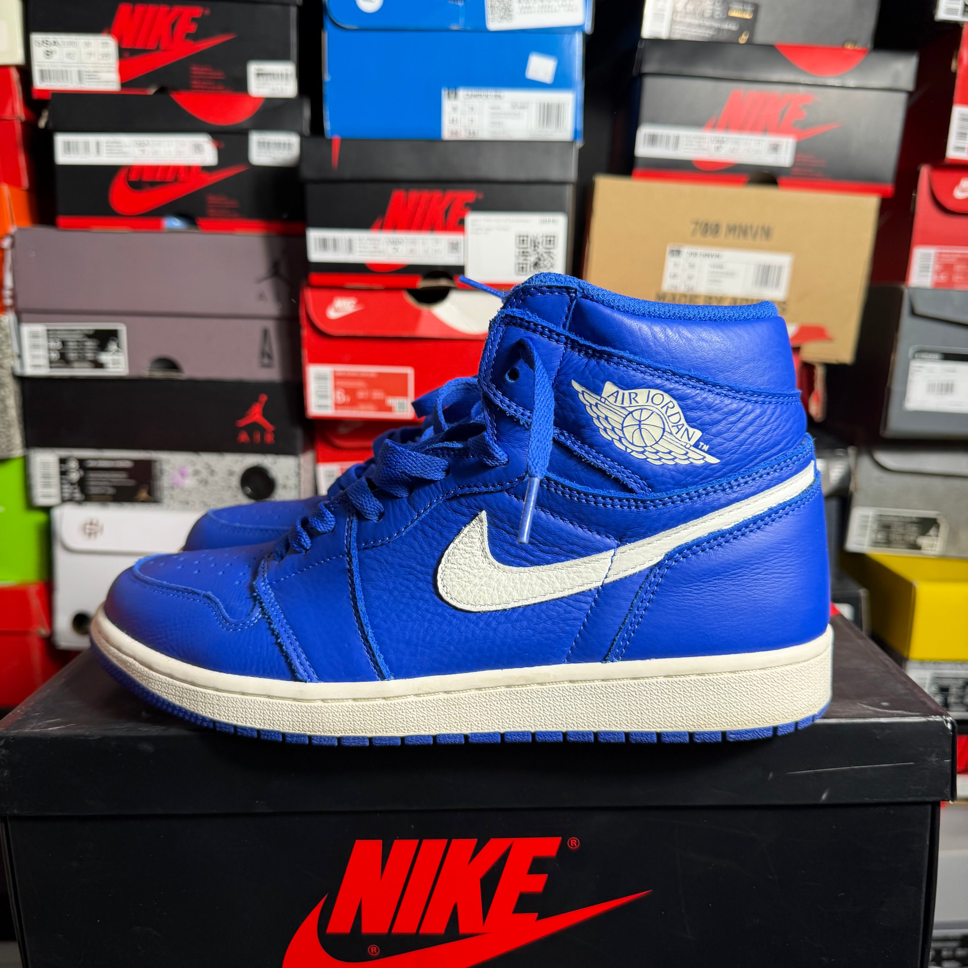 Jordan 1 Retro High Hyper Royal (Preowned)