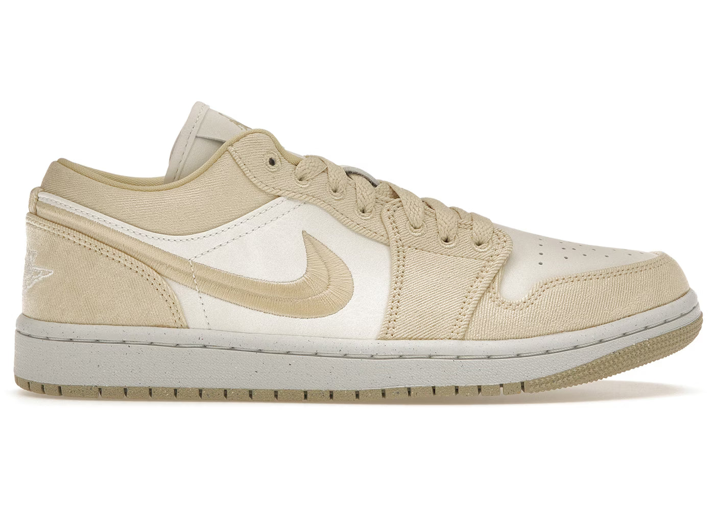 Jordan 1 Low SE Team Gold (Preowned)