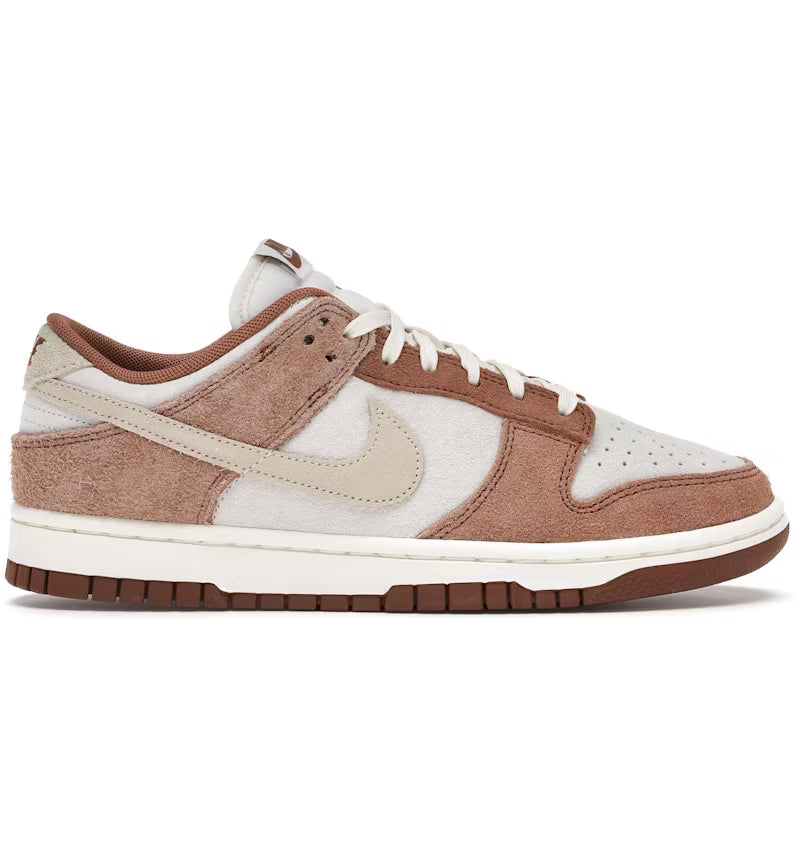 Nike Dunk Low Medium Curry